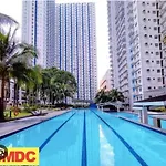 Metropolis Staycation At Grass Residences