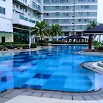 Makati Cozy Studio Apartment