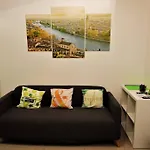 Pasay Moa 1250 Budgetfriendly Staycation Near Smx Moa