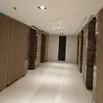 Pasay Moa 1250 Budgetfriendly Staycation Near Smx Moa