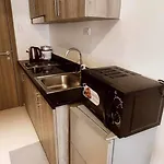 Cozy Studio Unit At Fame Residence Metro Manila
