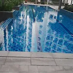Malachai\'S Place Spring Residences