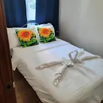 Malachai\'S Place Spring Residences