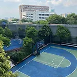 Modern 1Br Apartment