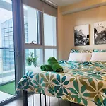 Bgc Uptown Park Suites W/Balcony City View 100Mbps