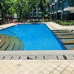One Palm Tree Villas Condominium - Studio Room With Balcony - Across Terminal 3