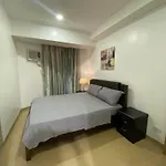 Snugglepod Condotel - Grand Riviera Suites, Us Embassy Manila, Roxas Blvd