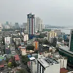 Hotel In Ermita Manila Birch Tower