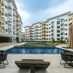 Resort-Style Condo In Quezon City With Free Parking, Netflix And Smartlock