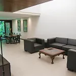 Tropical Poolhouse Qc