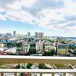 Cozy Two Bedroom Family Suites At Coast Residences Near Picc, Wtc & Moa