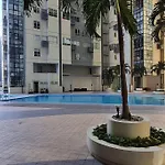 Cozy 2Br In Bgc Near Golf Course - B Fort Tb