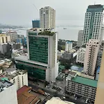 Hotel In Ermita Manila Birch Tower