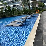Luxury Urban Bliss-Stylish 3 Bedroom 4Room Makati Oasis In Air Residence