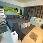 One Palm Tree Villas Near Naia3