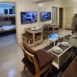 Homey 2Br Apartment In Makati