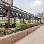 Condo At Venice Mall, Near Airport, Bgc & Makati
