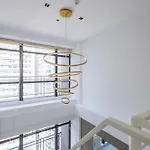 Elite Makati Loft: Infinity Pool, Netflix & Gym