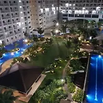 Luxury Seaside Sunset View At Sm Mall Of Asia With Free Parking