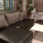 Anna\'S Place At Sea Residences