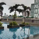 Sonson At Manhattan Plaza Tower 1, Araneta, Cubao, Quezon City