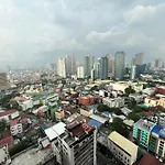 The Staycation - Serviced Rooms
