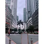 Eastwood Penthouse Studio With City View, Netflix And Fast Wi-Fi
