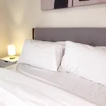 A2J Luxury 1Br Suite Near Venice Mall Bgc Taguig