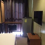 Spacious Studio Apartment B201