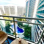 1Br Beach Club Pool View Suite At Azure-Maui
