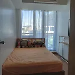 Affordable Cozy Staycation In Azure!