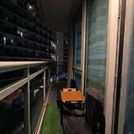 Affordable Cozy Staycation In Azure!