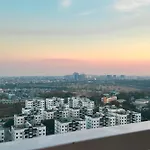 Venice Spacious Condo With Panoramic Mountain Views