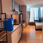 Bright Comfy Room W/Wifi Near Makati/Manila/Philippines