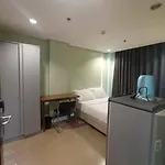 Spacious Studio Apartment B503
