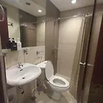 Spacious Studio Apartment B501