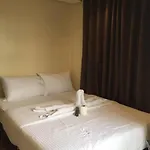 Spacious Studio Apartment B303