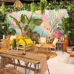 Bay Garden: Tropical Pool Villay