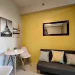 Condo Near Moa, Naia, Picc, & Ccp That Is Comfy With A View!