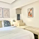 Thompson Suites Fort Victoria Tower Bgc Loft Type 1Br