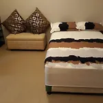150 Newport City Condo - Near Naia T3 Airport Manila