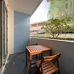 Artist\'S Haven Creative Condo At Azure