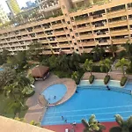 2Br Fully Airconditioned Condo With Balcony & Free Parking At Tivoli