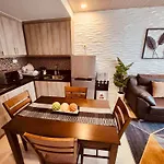 Ultimate Comfort Prime Location 2Br Condo With King Bed Near Airport Mall Of Asia Fast Wifi And Free Parking