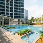 Glamorous 3Br Suite In Uptown Bgc W/Bathtub