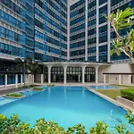 Glamorous 3Br Suite In Uptown Bgc W/Bathtub