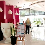 Azure Lovely And Refreshing 1 Bedroom Suite