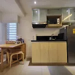 Muggle Stay Guest House - Bonifacio Global City Taguig