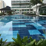 Sunset View2 Bahamas - The Beacon, Makati