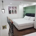 Loft Style Condo Unit In Makati With Netflix Wifi